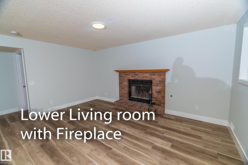 4209 25 Avenue Nw, Edmonton, AB 