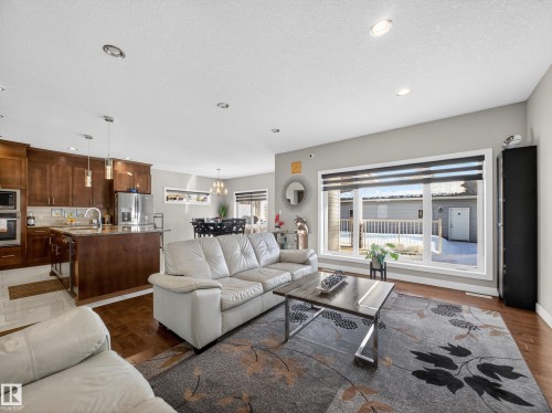 9917 162 Street Nw, Edmonton, AB 
