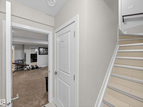 9917 162 Street Nw, Edmonton, AB 