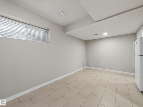 9917 162 Street Nw, Edmonton, AB 