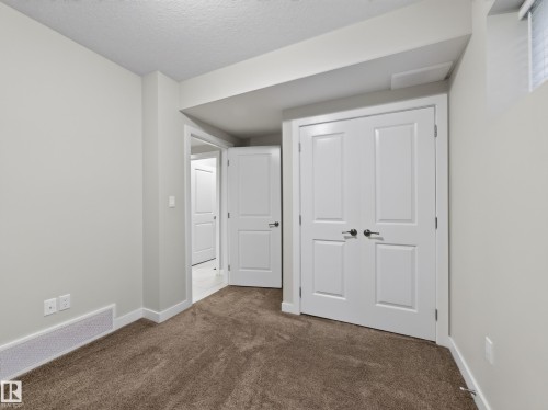 9917 162 Street Nw, Edmonton, AB 