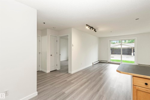 #103 2305 35A Av Nw, Edmonton, AB 