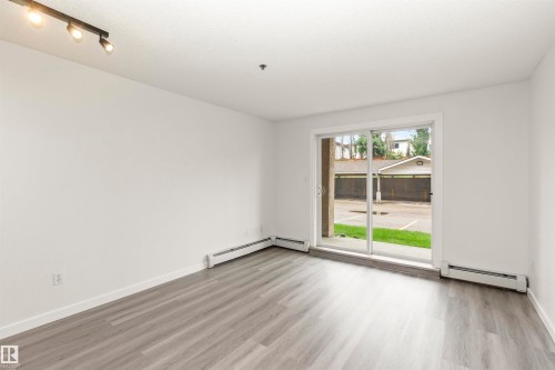 #103 2305 35A Av Nw, Edmonton, AB 
