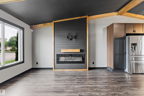 9507 170 Avenue Nw, Edmonton, AB 