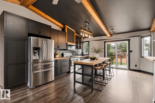 9507 170 Avenue Nw, Edmonton, AB 