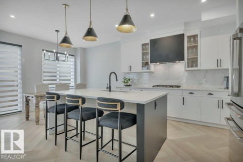 115 Miller Wynd, Leduc, AB - Indoor Photo Showing Kitchen With Upgraded Kitchen