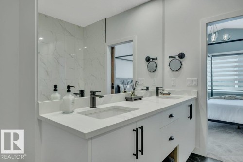 115 Miller Wynd, Leduc, AB - Indoor Photo Showing Bathroom