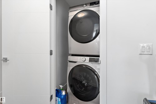 #6 16335 84 St Nw, Edmonton, AB - Indoor Photo Showing Laundry Room