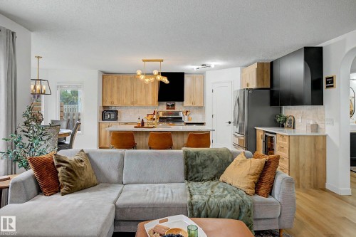 120 Champlain, Beaumont, AB 