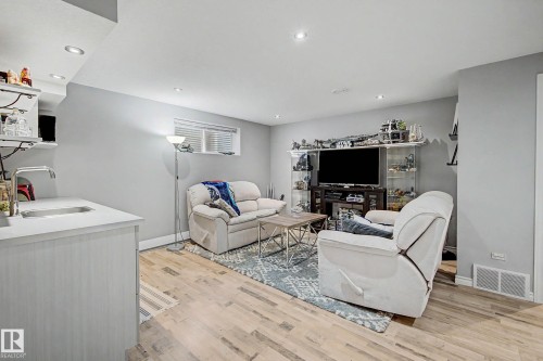 120 Champlain, Beaumont, AB 