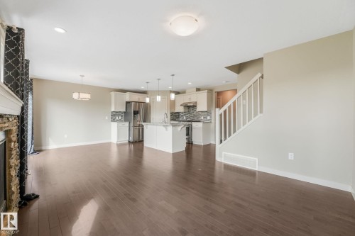 16619 14 Avenue Sw, Edmonton, AB 