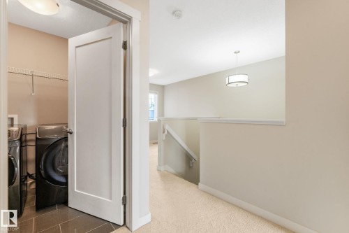 16619 14 Avenue Sw, Edmonton, AB 
