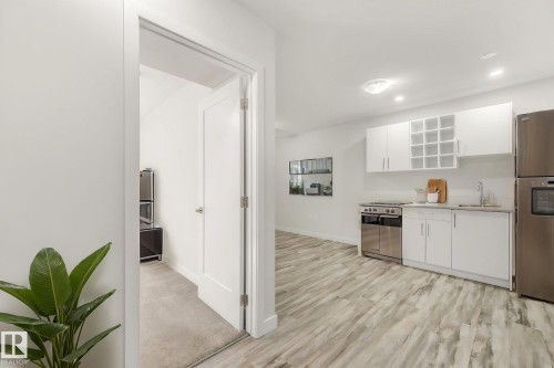 16619 14 Avenue Sw, Edmonton, AB 