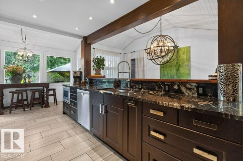 14031 106 Avenue Nw, Edmonton, AB 