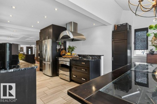 14031 106 Avenue Nw, Edmonton, AB 