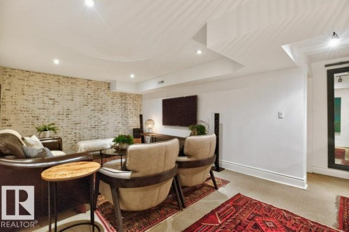 14031 106 Avenue Nw, Edmonton, AB 