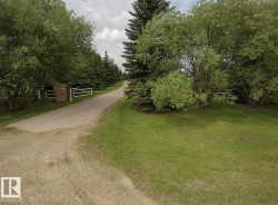 9610 167 Street SW Edmonton, AB T6Y 0C7