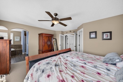 4207 157 Avenue Nw, Edmonton, AB 