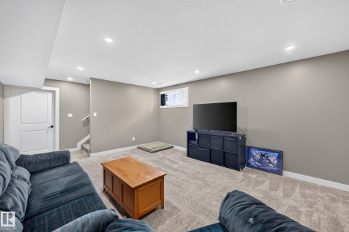 4207 157 Avenue Nw, Edmonton, AB 