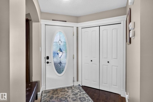4207 157 Avenue Nw, Edmonton, AB 