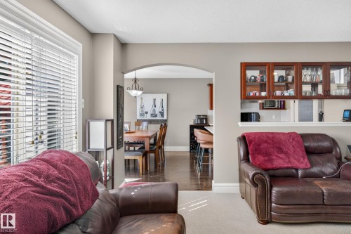 4207 157 Avenue Nw, Edmonton, AB 