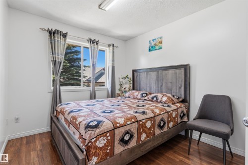 #11 2505 42 St Nw, Edmonton, AB - Indoor Photo Showing Bedroom