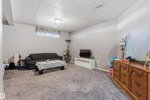 #11 2505 42 St Nw, Edmonton, AB - Indoor