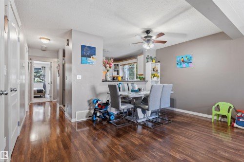 #11 2505 42 St Nw, Edmonton, AB - Indoor