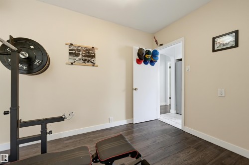 10670 61 Avenue Nw, Edmonton, AB 