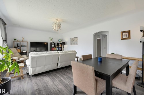 10670 61 Avenue Nw, Edmonton, AB 