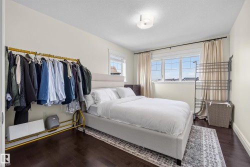 2530 Amerongen Crescent Sw, Edmonton, AB 