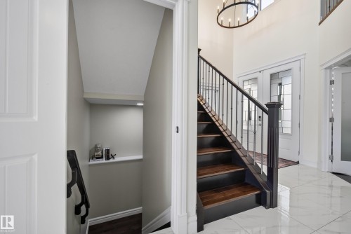 2530 Amerongen Crescent Sw, Edmonton, AB 