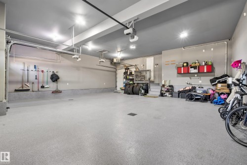 2530 Amerongen Crescent Sw, Edmonton, AB 