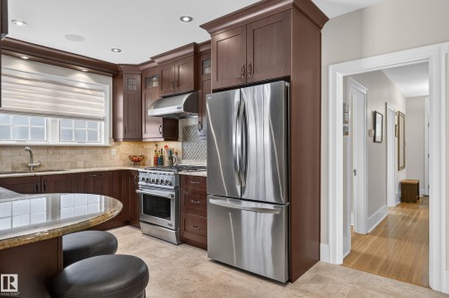 10990 123 Street Nw, Edmonton, AB 