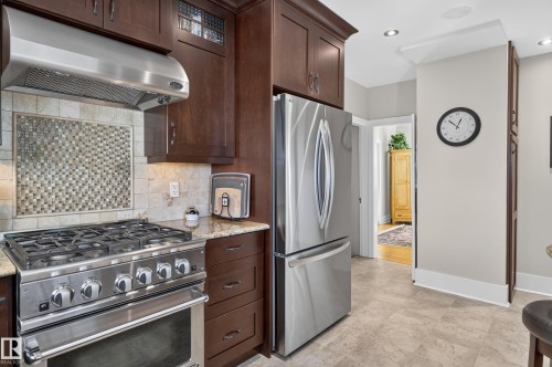 10990 123 Street Nw, Edmonton, AB 