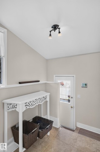 10990 123 Street Nw, Edmonton, AB 