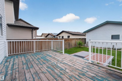 9110 Scott Crescent Nw, Edmonton, AB 