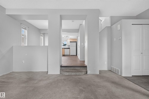 9110 Scott Crescent Nw, Edmonton, AB 