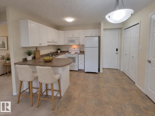 #323 13625 34 St Nw, Edmonton, AB 