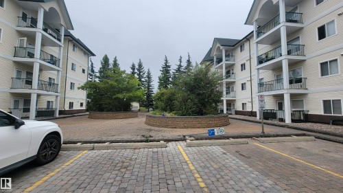#323 13625 34 St Nw, Edmonton, AB 