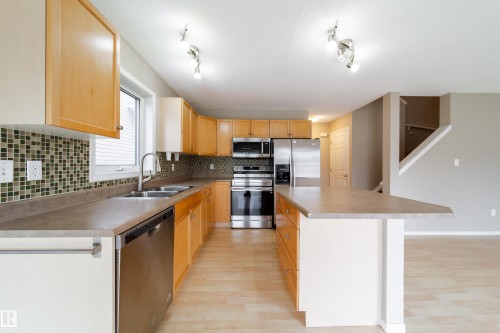 1679 Melrose Place Sw, Edmonton, AB 