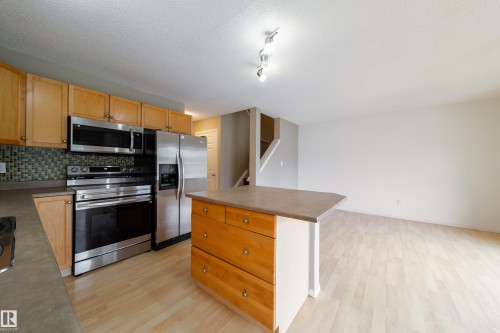 1679 Melrose Place Sw, Edmonton, AB 