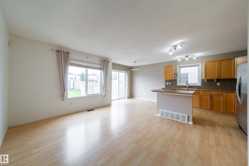 1679 Melrose Place Sw, Edmonton, AB 