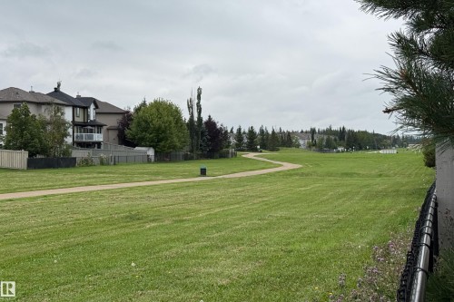 1679 Melrose Place Sw, Edmonton, AB 