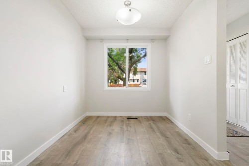 6533 180 Street Nw, Edmonton, AB - Indoor Photo Showing Other Room
