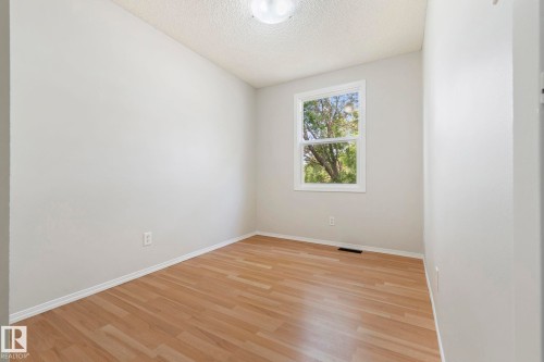 6533 180 Street Nw, Edmonton, AB - Indoor Photo Showing Other Room