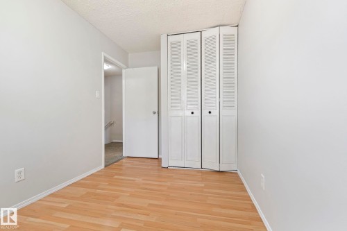 6533 180 Street Nw, Edmonton, AB - Indoor Photo Showing Other Room
