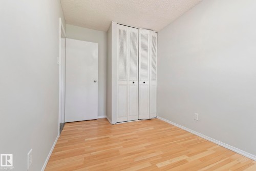 6533 180 Street Nw, Edmonton, AB - Indoor Photo Showing Other Room