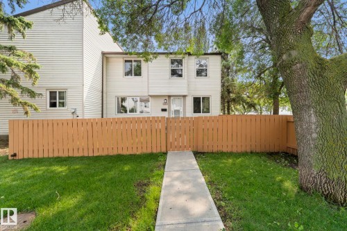 6533 180 Street Nw, Edmonton, AB - Outdoor