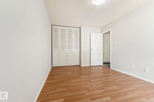 6533 180 Street Nw, Edmonton, AB - Indoor Photo Showing Other Room
